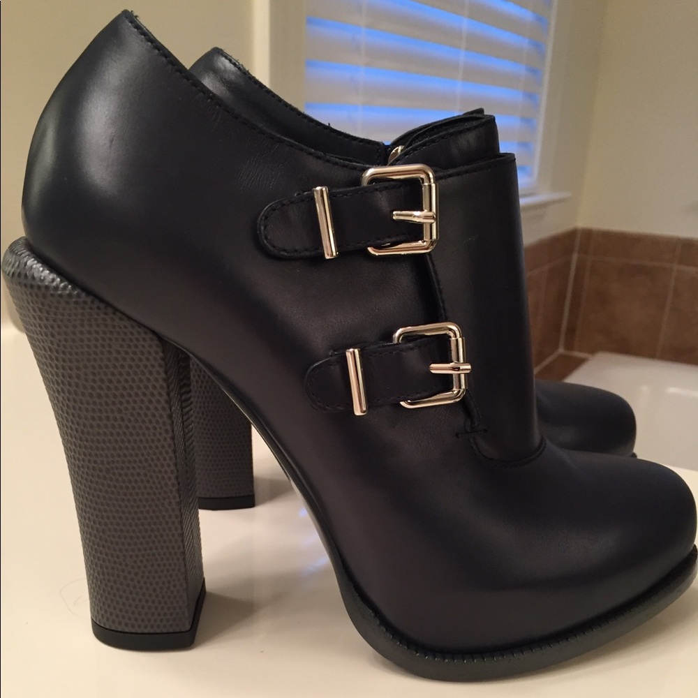 NIB Fendi NAVY BLUE & GRAY Monk Strap 37 $1050